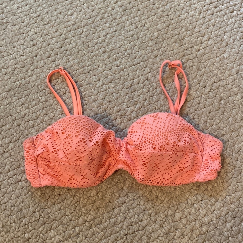 Pink bikini top with adjustable straps